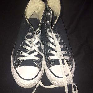 High top black and white converse